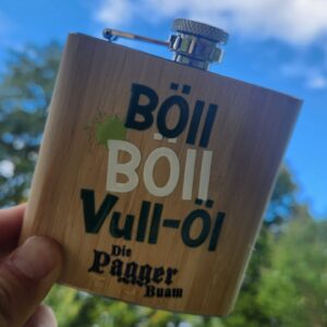 "Böll Böll Vull-Öl" ; Flachmann holzoptik